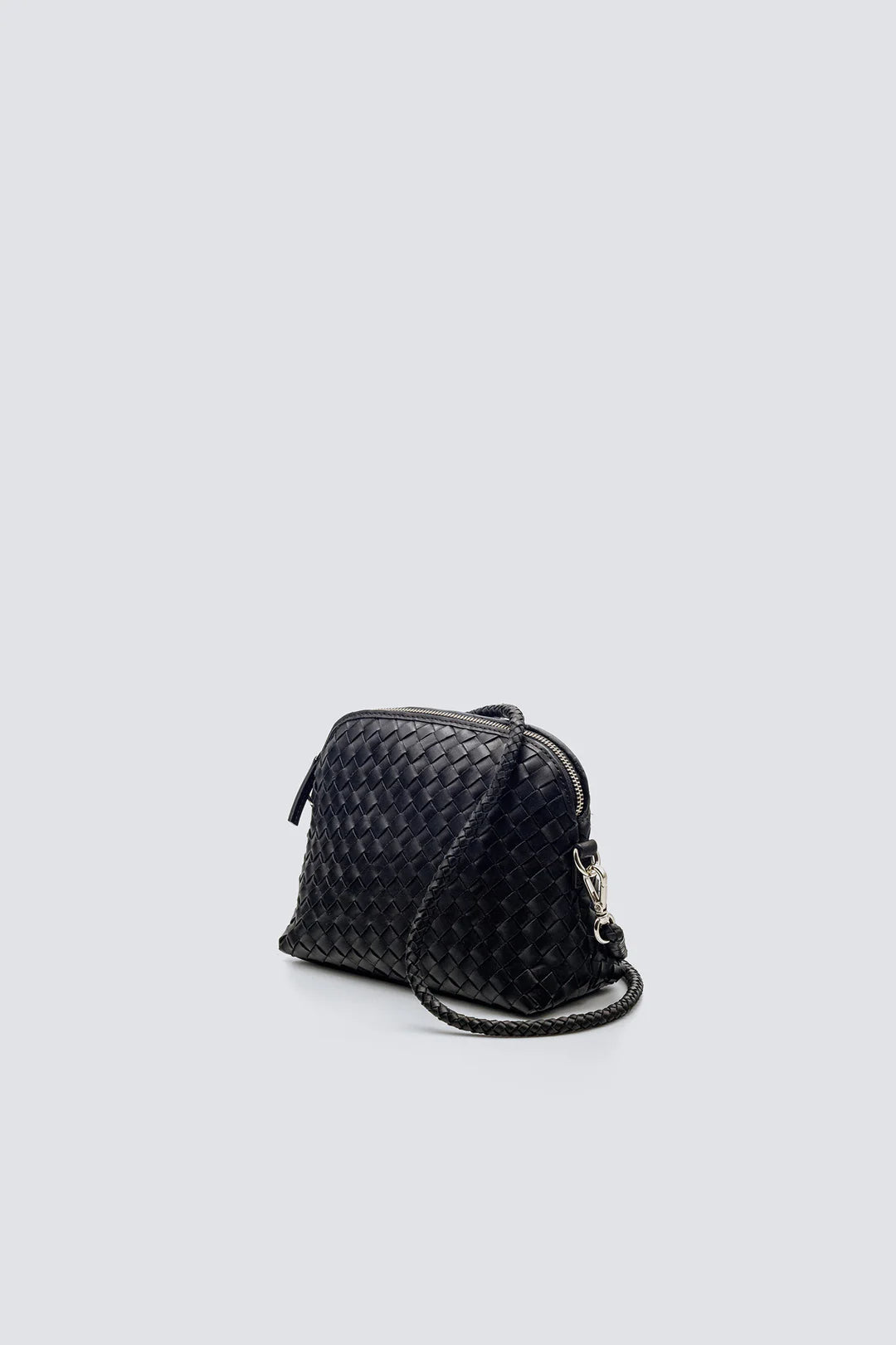 Chunky Fellini Pochette in Black, from Dragon Diffusion