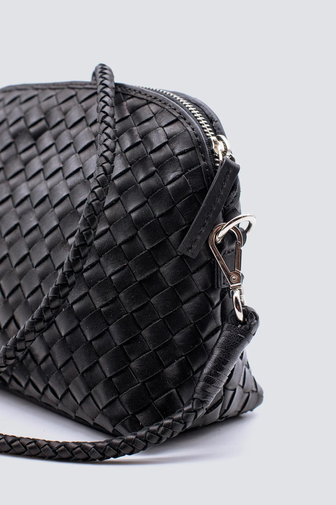 Chunky Fellini Pochette in Black, from Dragon Diffusion