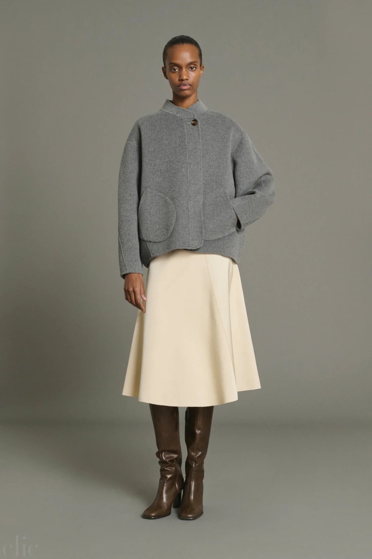 Windsor Coat in Gris, from Soeur