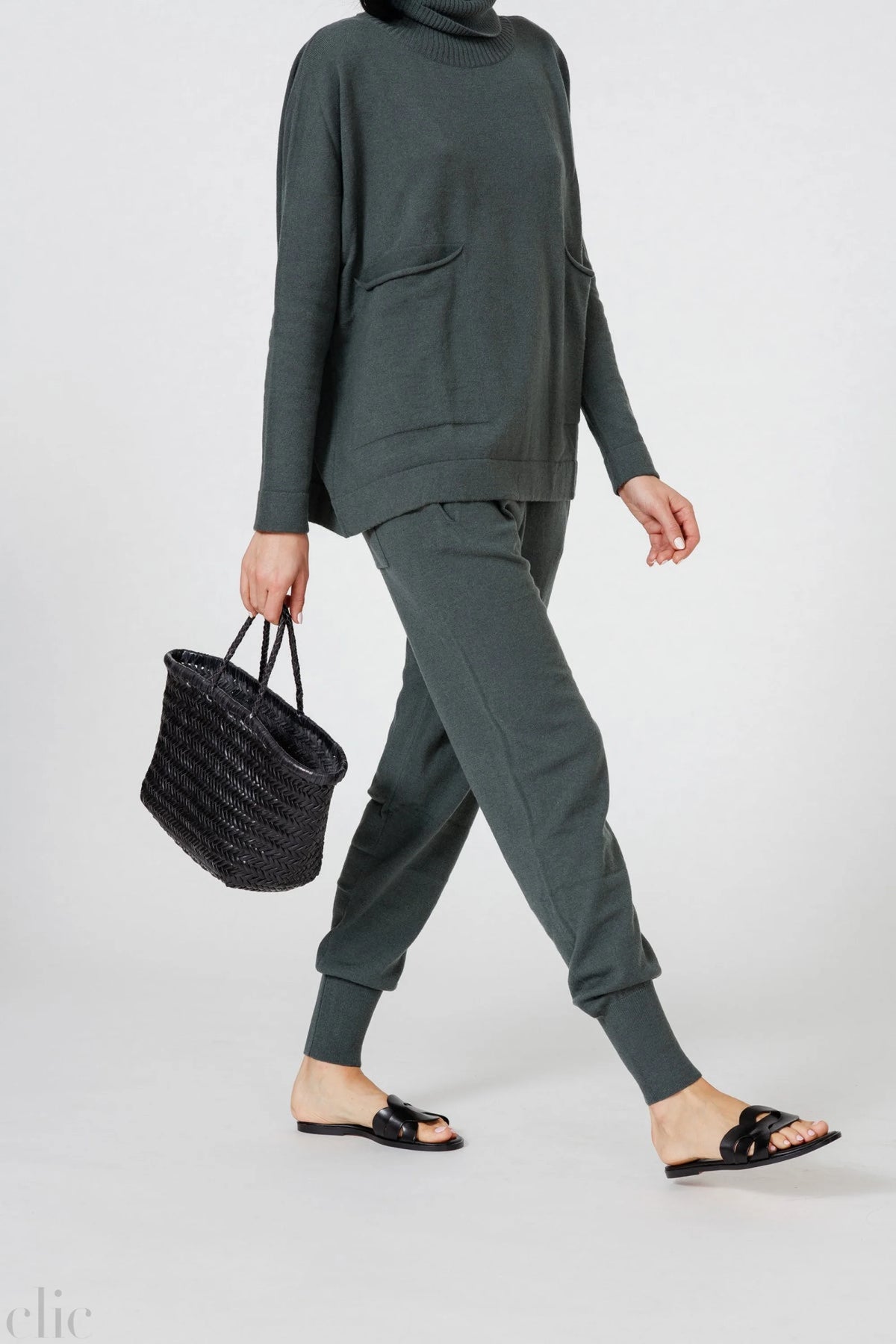 Big Bamboo Triple Jump in Black, from Dragon Diffusion