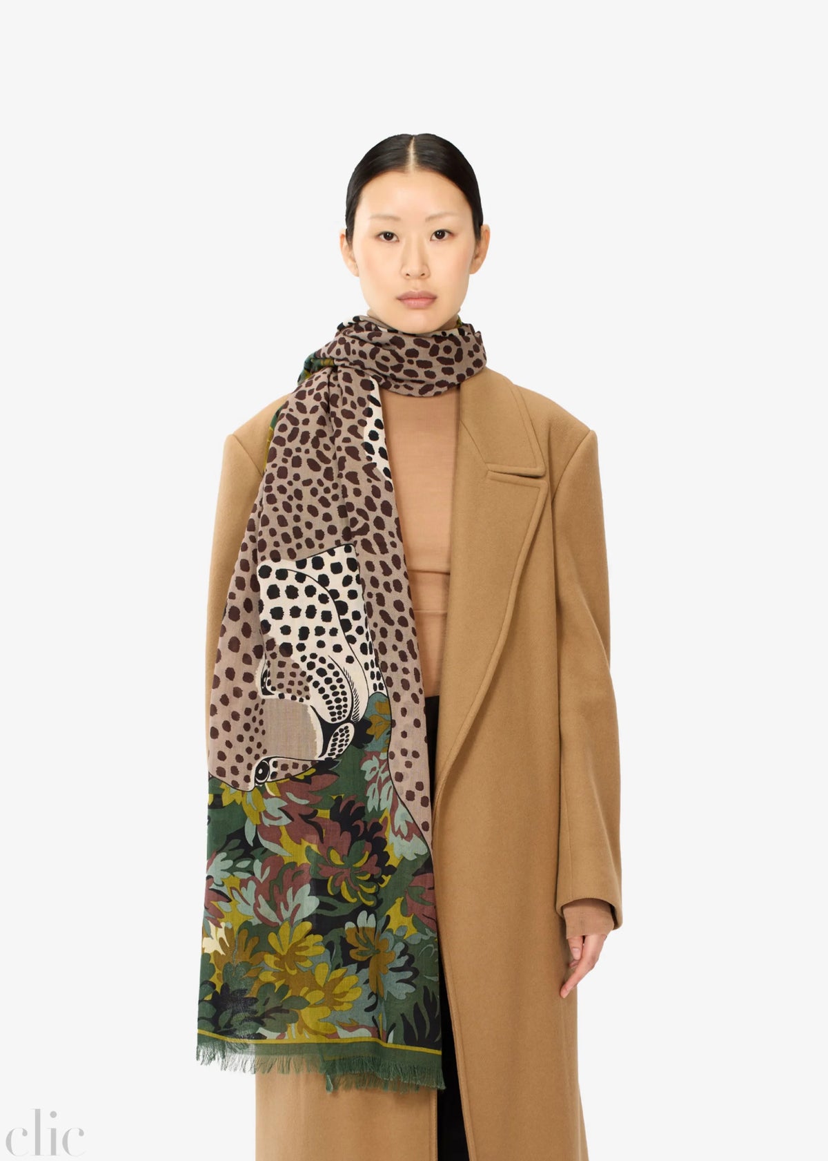 Mike Scarf in Khaki, from Inoui Editions
