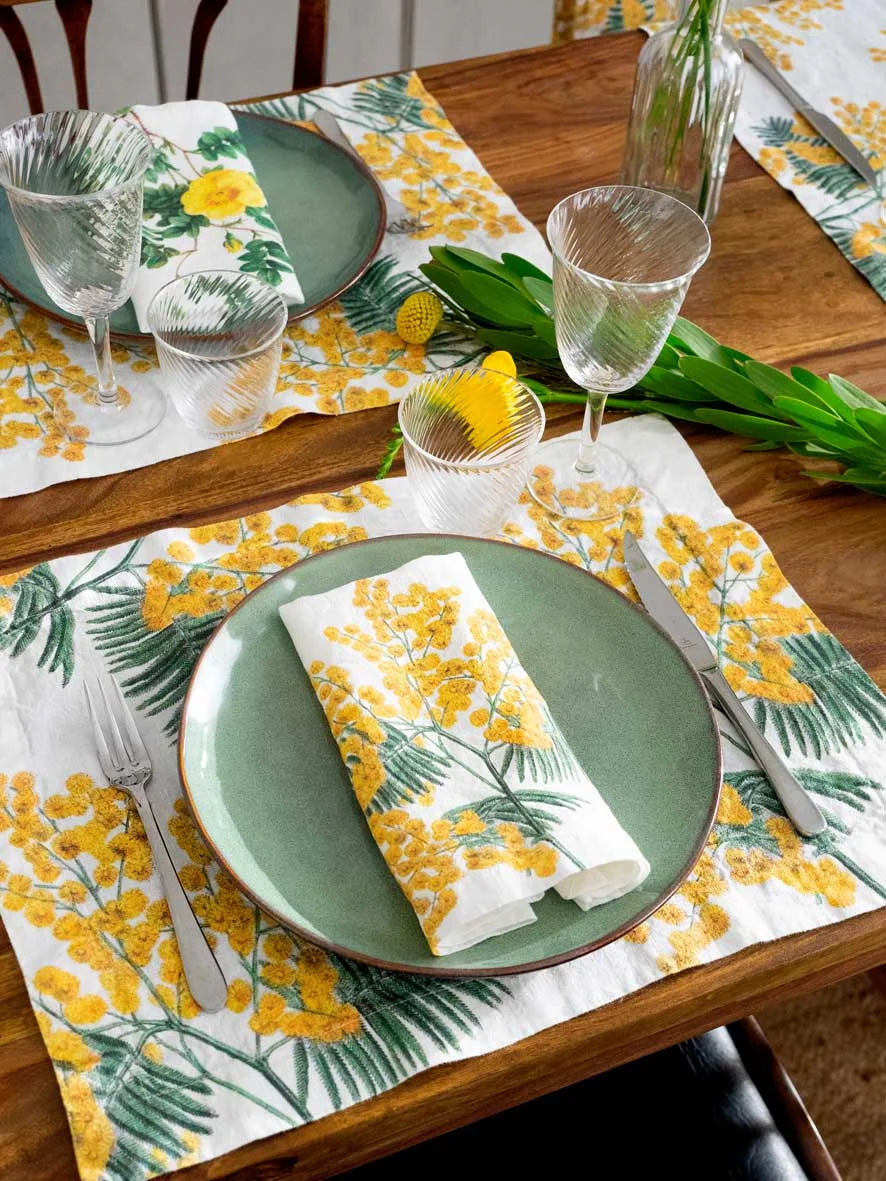 Set of 6 Yellow Flowers Napkins, from Linoroom