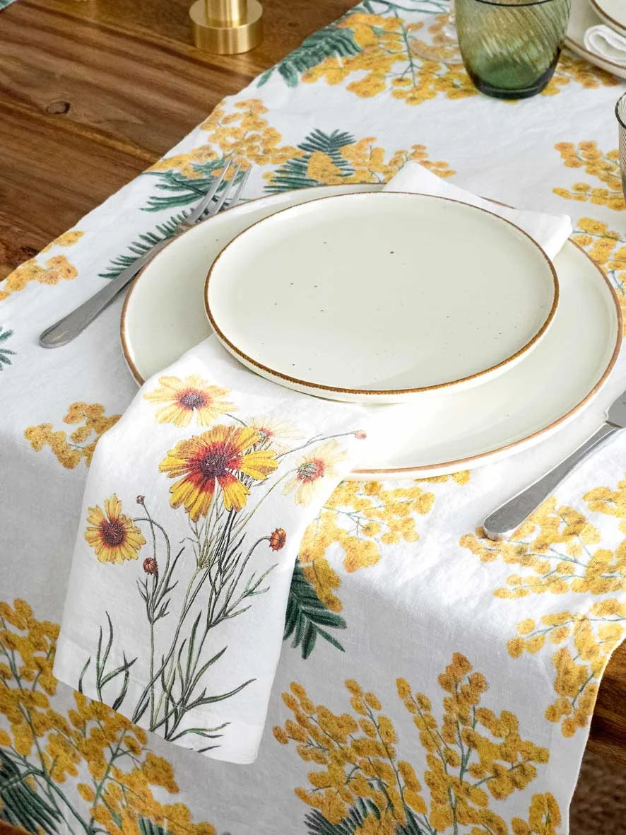 Set of 6 Yellow Flowers Napkins, from Linoroom