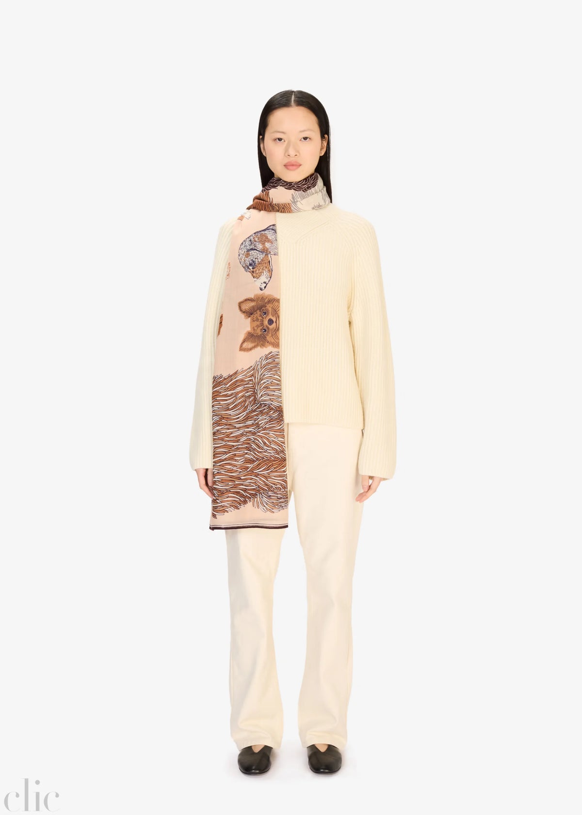 Toutou Scarf in Nude, from Inoui Editions