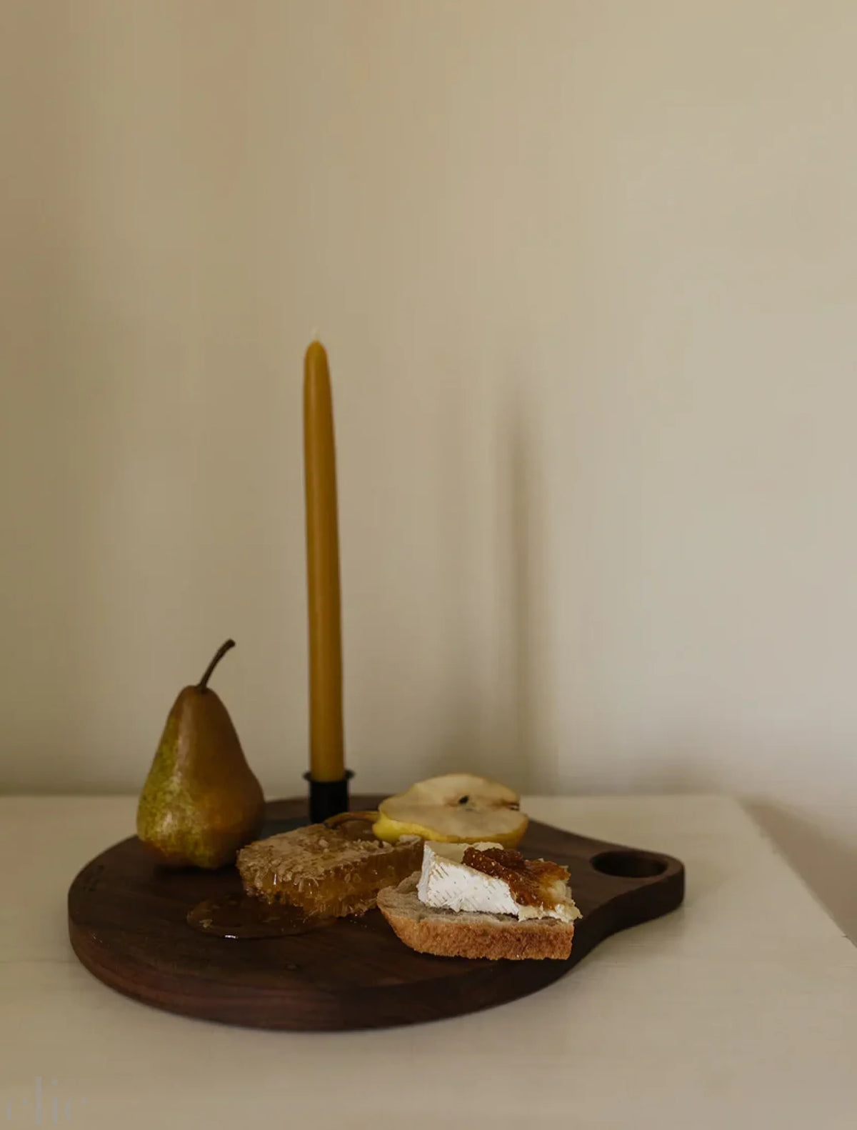 Round Cheese Board in Walnut