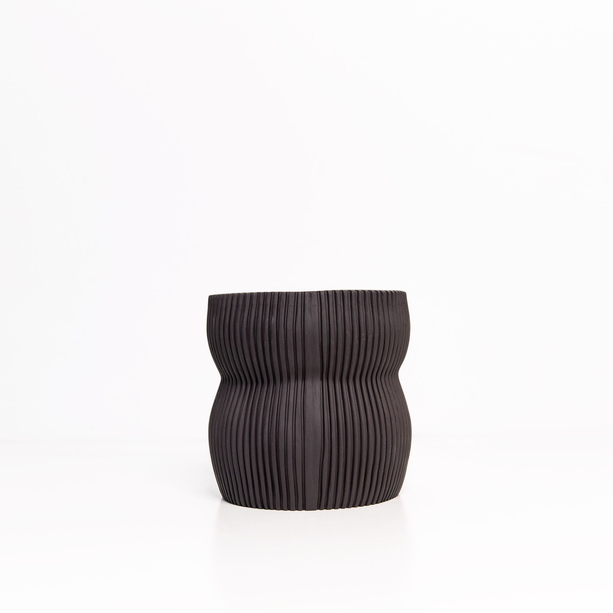 Small 05 Round Curvy Vase in Black, from CYM