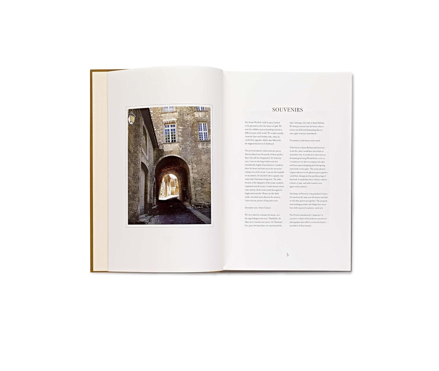 Rose Tarlow: Three Houses