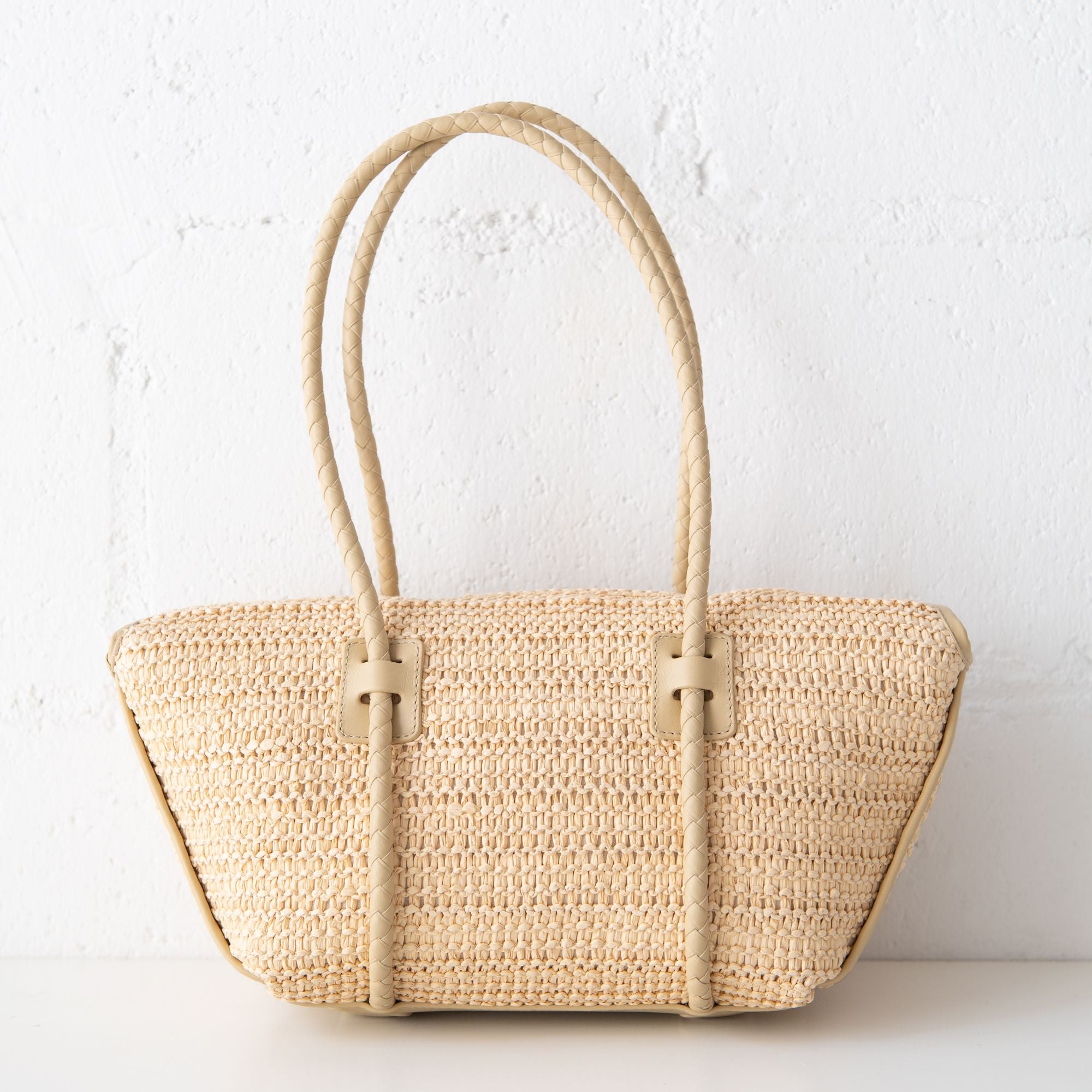 【HEREU】FORNA STRIPED RAFFIA Leather Framed Shoulder Bag FORNA STRIPED RAFFIA - Leather Framed Shoulder Bag – Hereu