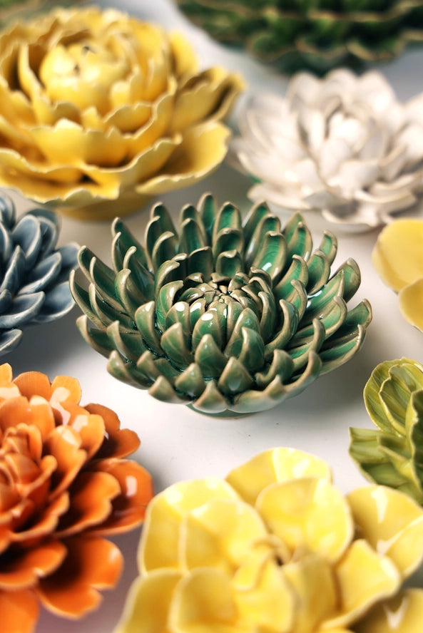 Pompom Mum in Jungle Green, from Chive