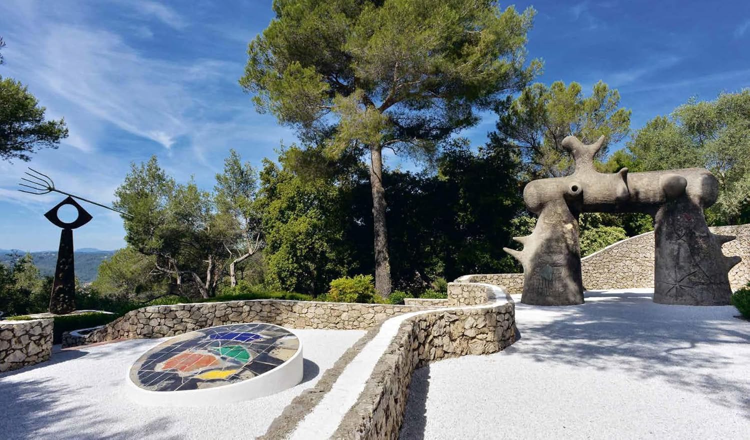 Joan Miró: Sculptures (Dutch Edition)