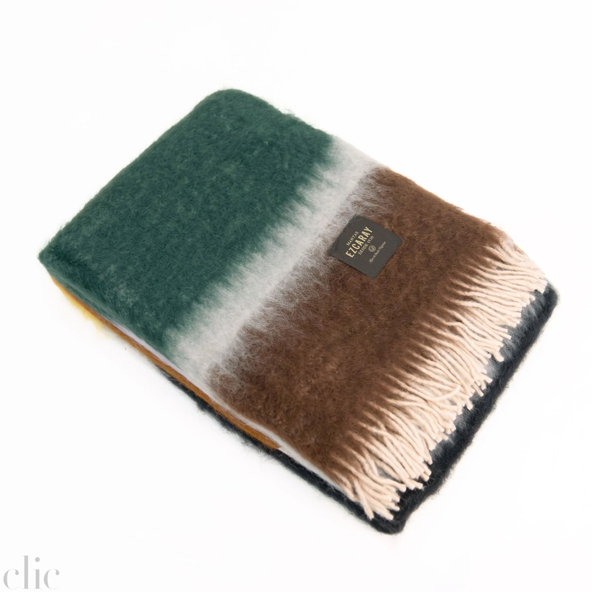 Matisee M-53 Throw, from Mantas Ezcaray
