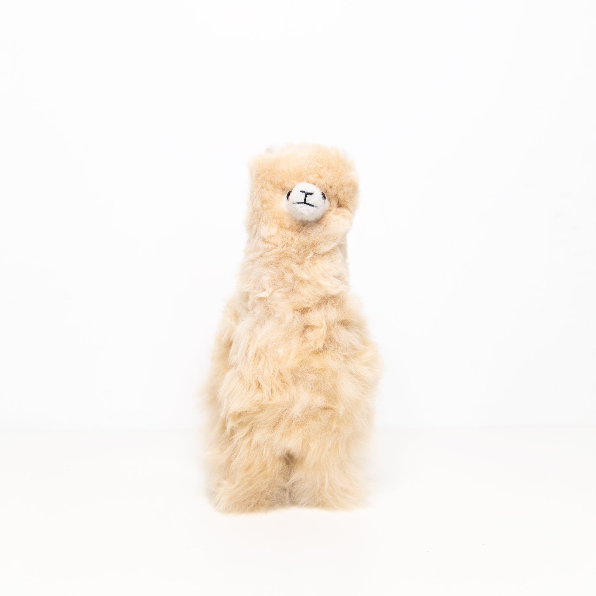 Medium Plush Alpaca in Champagne