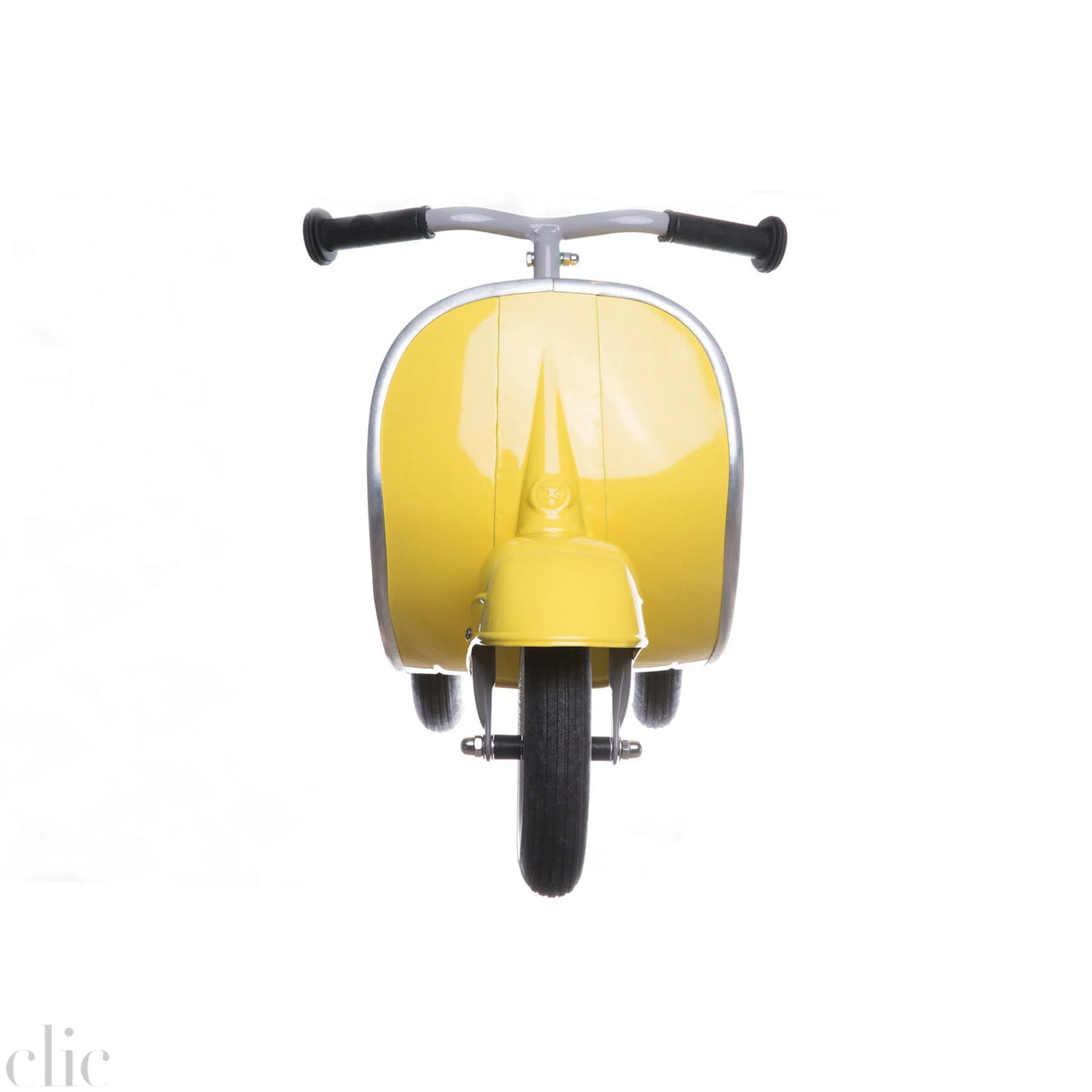 Primo Vespa in Yellow