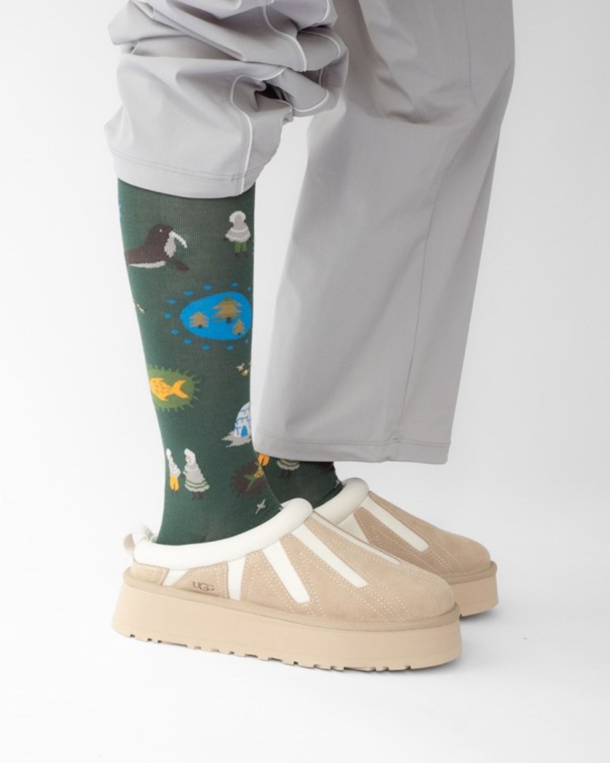 Mi-Bas Inuit Socks in Forêt/Forest from Bonne Maison