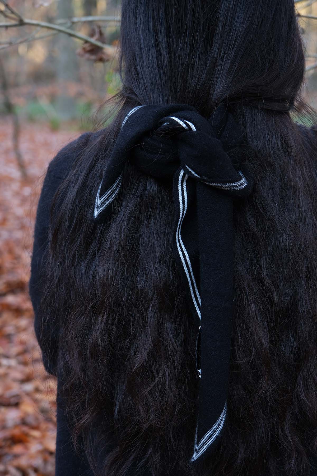 Bronte Spindle-shaped Knitted Cashmere Scarf Ebony Black, from Oats and Rice