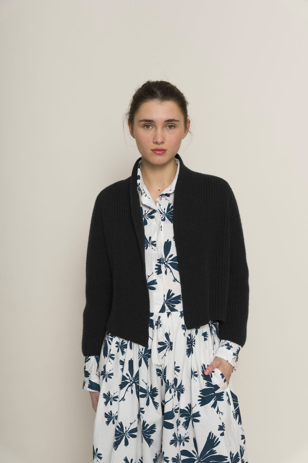 Cardigan Karline in Black, from Hannoh Wessel