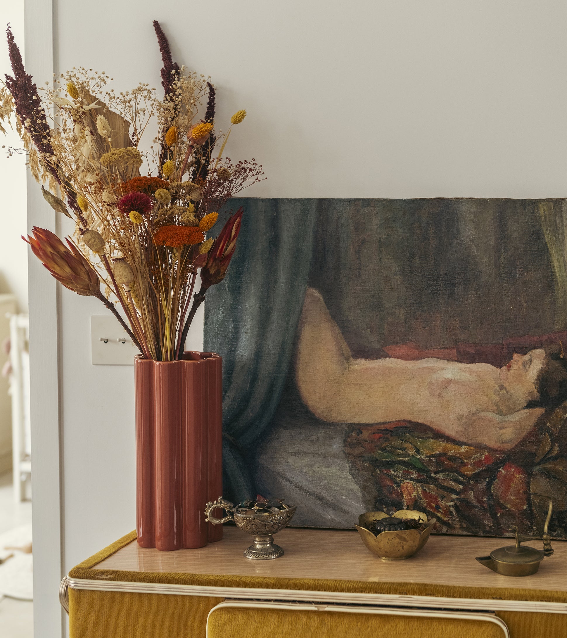 Duetto Solo Vase in Terracotta, from The Socialite Family