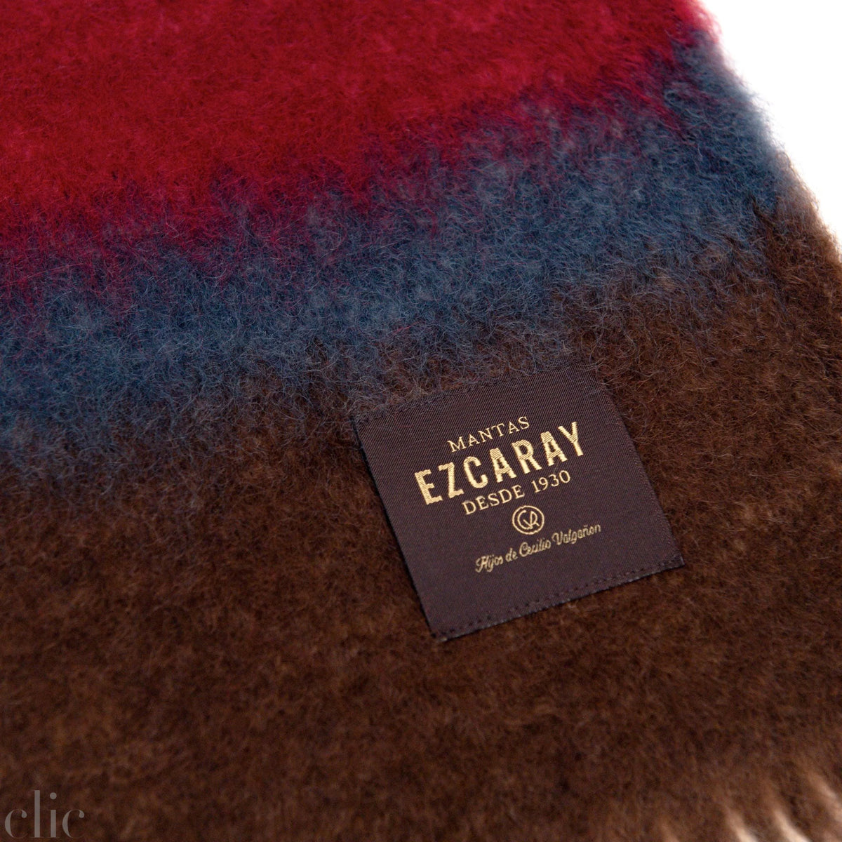 Matisse Throw M-63, from Mantas Ezcaray