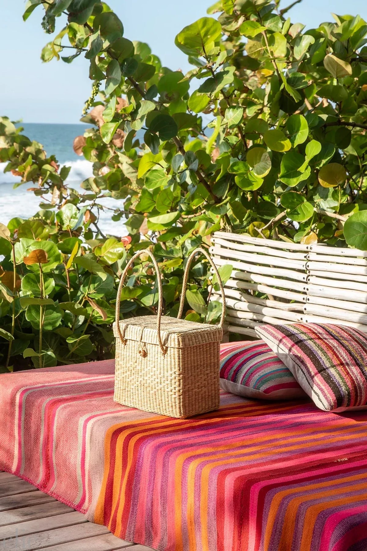 Mini Picnic Basket in Natural