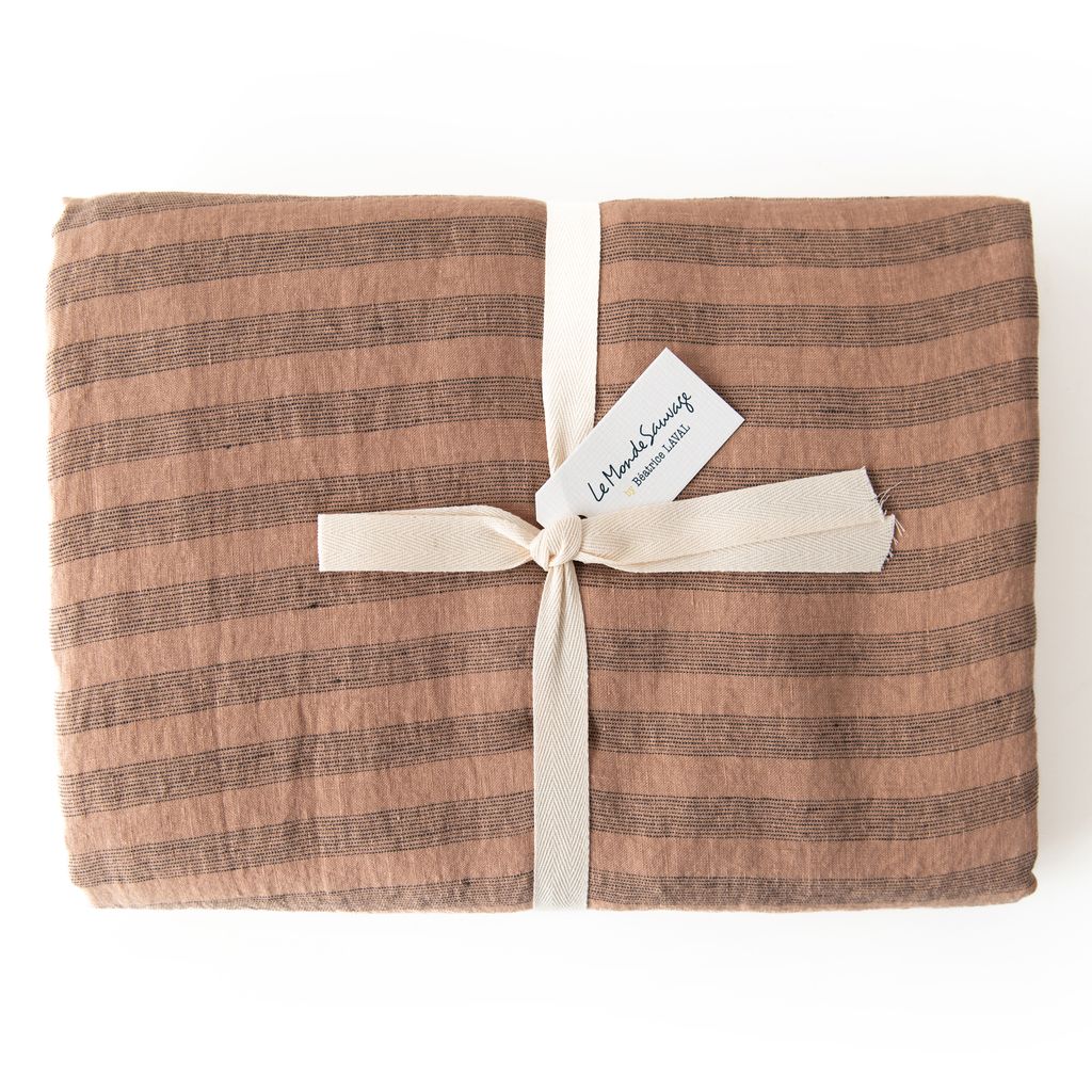 King Sheet in Etosha, from Beatrice Laval