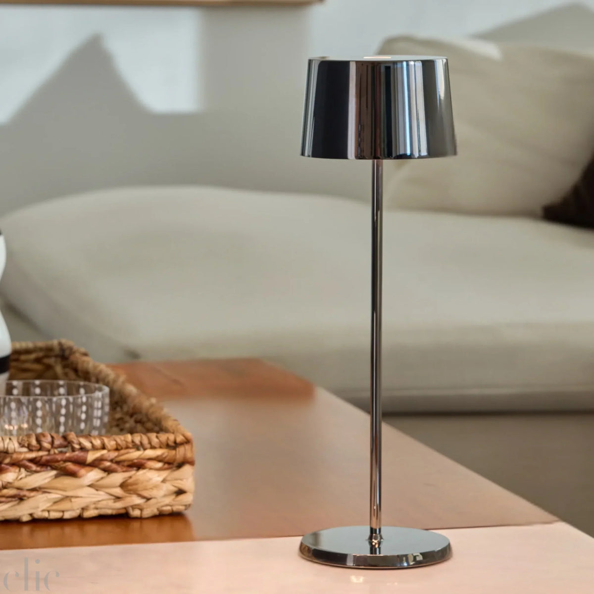 Olivia Pro Lamp in Black Chrome, from Zafferano