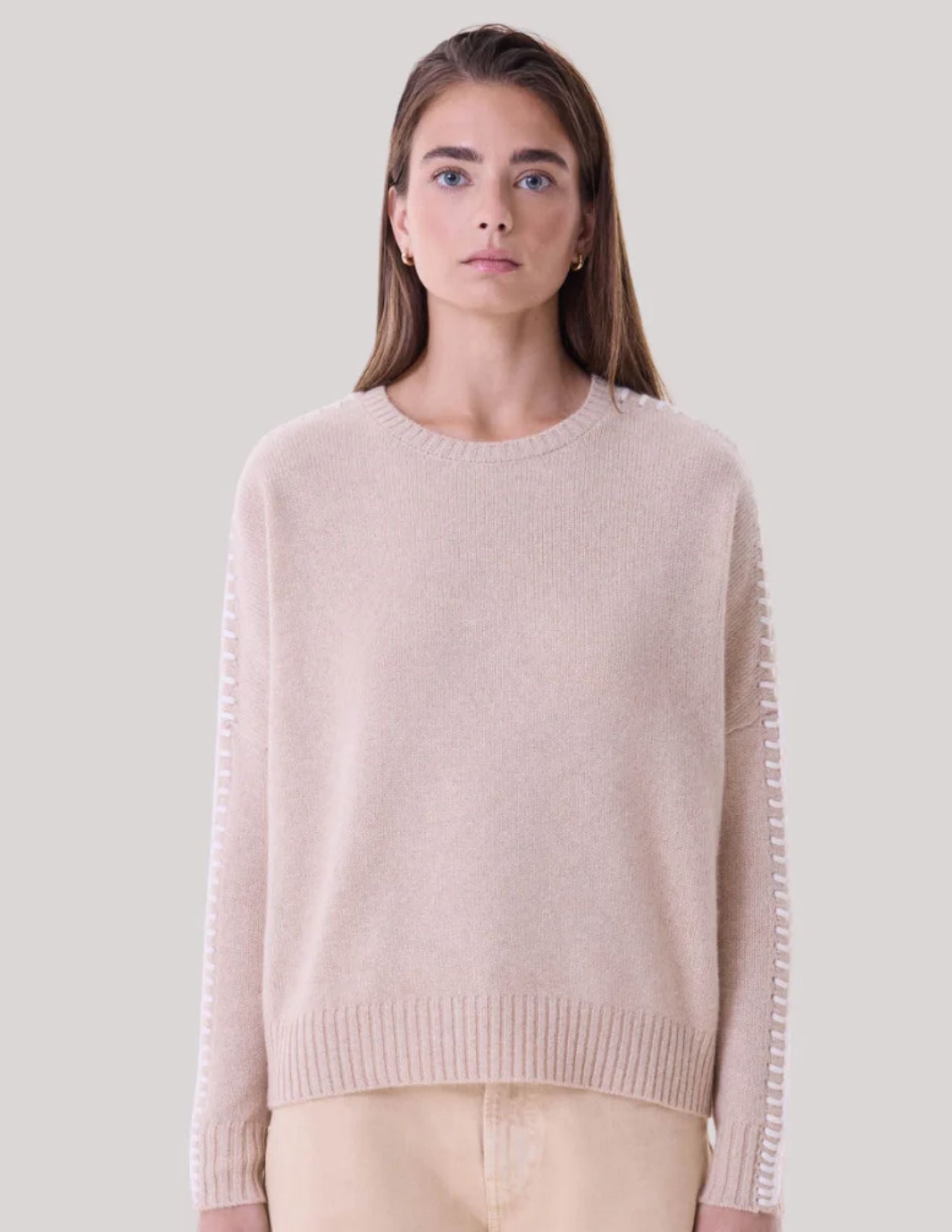 Cashmere Amea Sweater in Organic, from Kujten