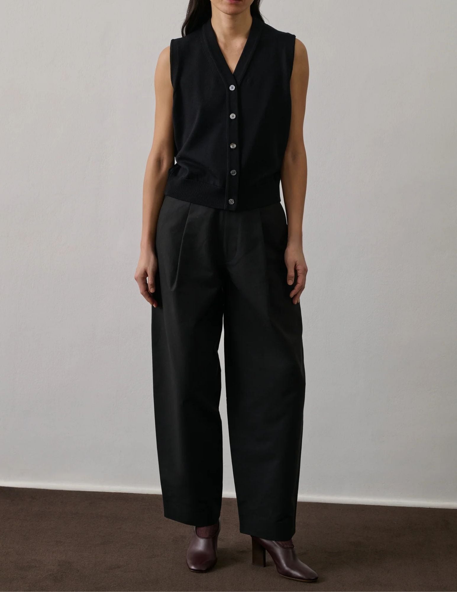 Chiara Maille in Noir, from Soeur