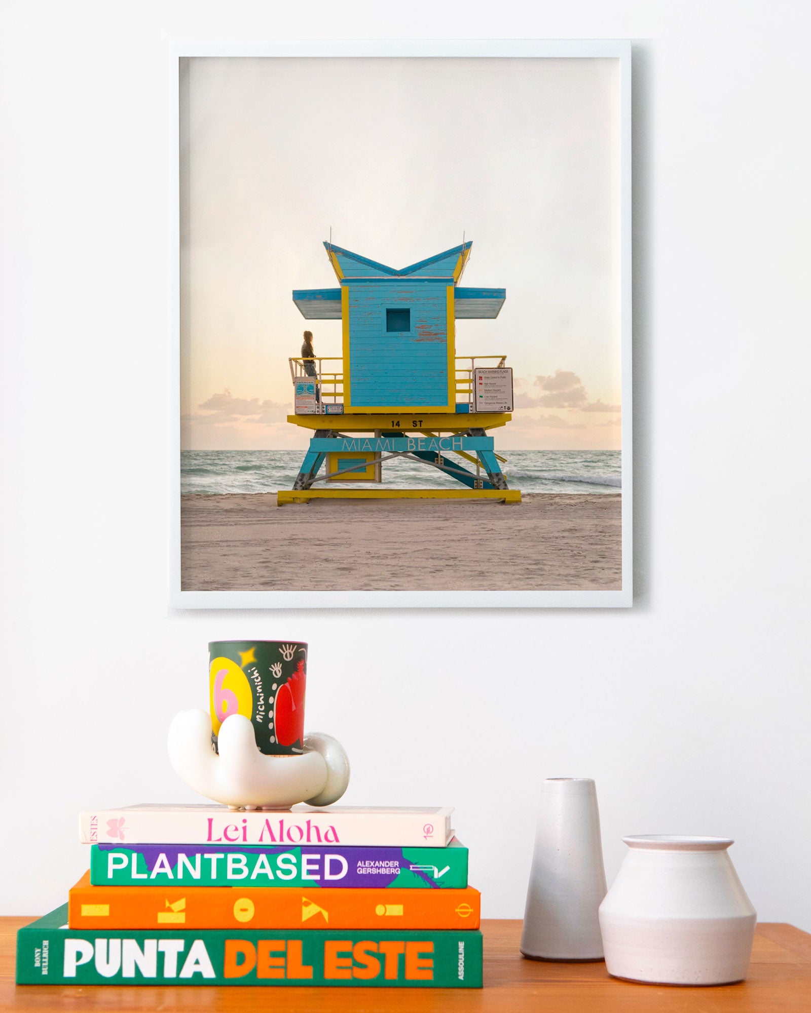 Lifeguard Tower 14th Street, Miami Beach by Tommy Kwak
