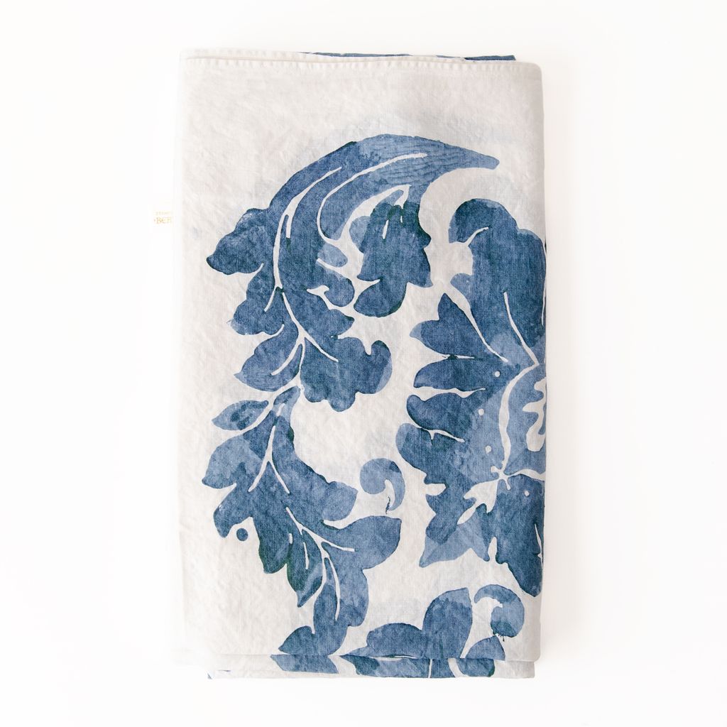 Lucrezia Tablecloth 68" x 98" from Bertozzi