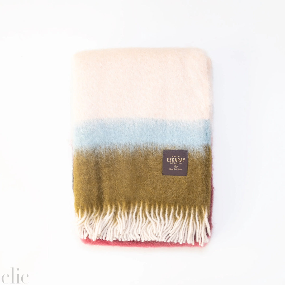 Matisse Throw M-48, from Mantas Ezcaray
