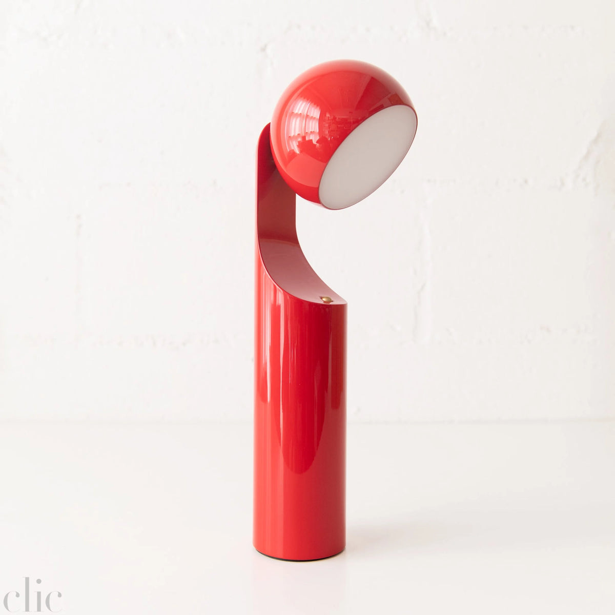 Portable Reading Lamp in Bright Red