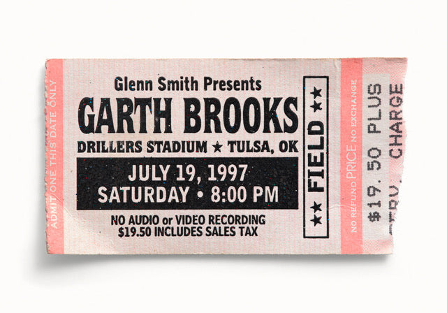 Garth Brooks, Drillers Stadium, Tulsa, OK 1997 by Blaise Hayward