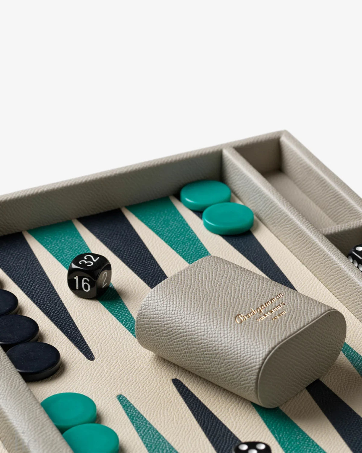 Reverra Backgammon Set