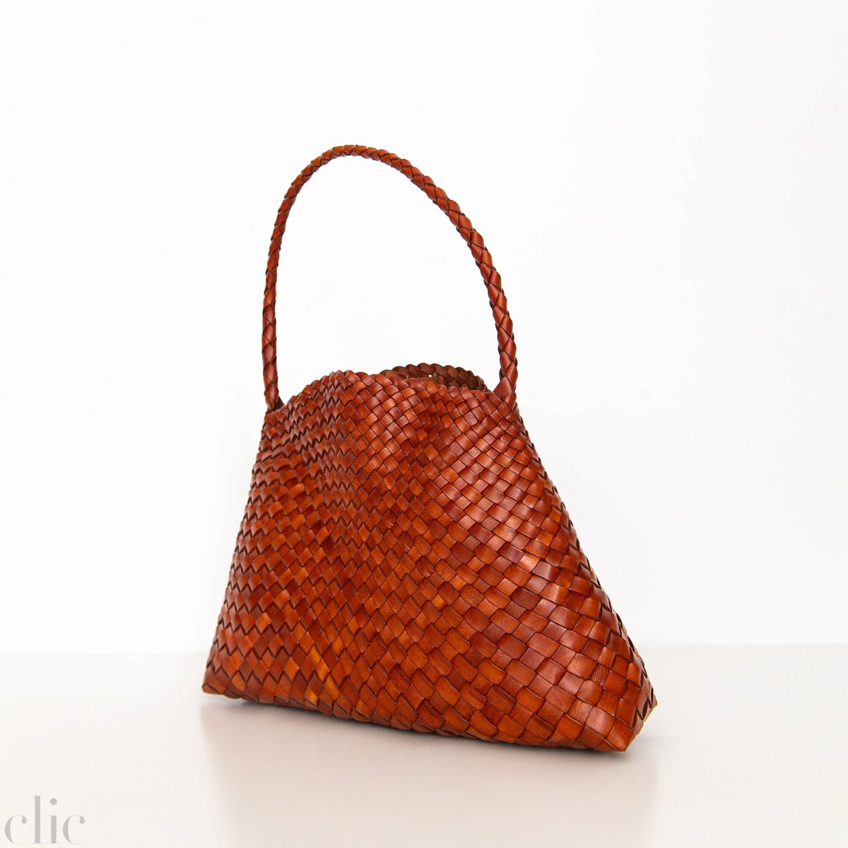 Santa Maria in Tan, from Dragon Diffusion