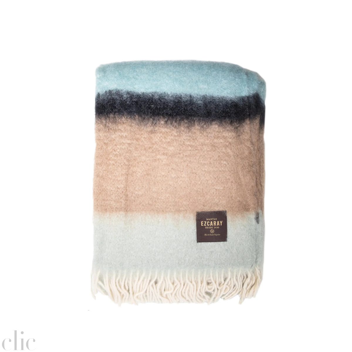 Serenity Throw SE-1, from Mantas Ezcaray