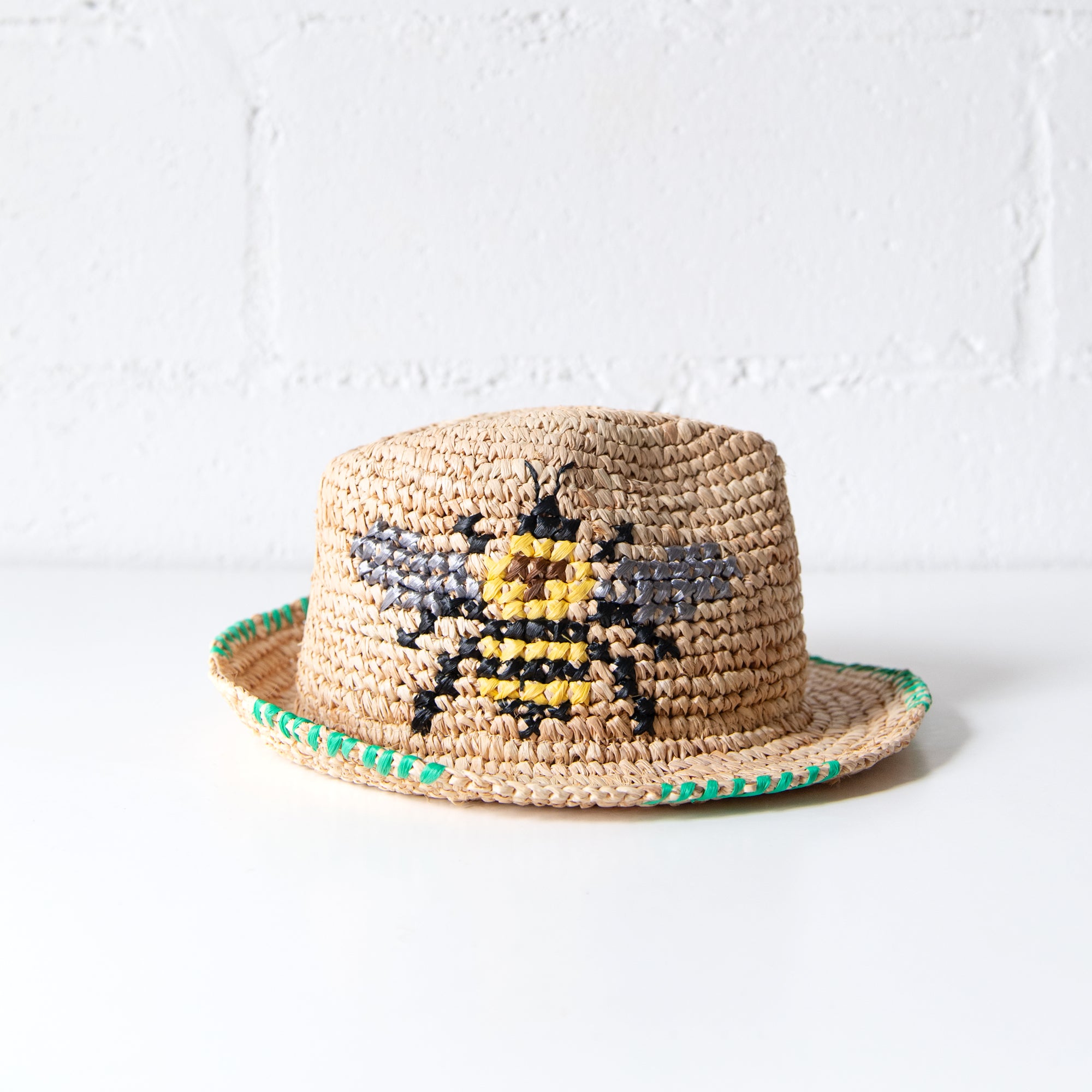 LOLA HATS – Clic