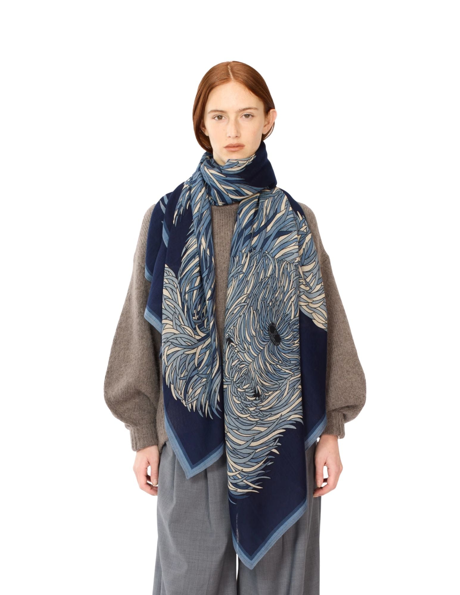 Etole 100 Freddy in Navy, from Inoui Editions