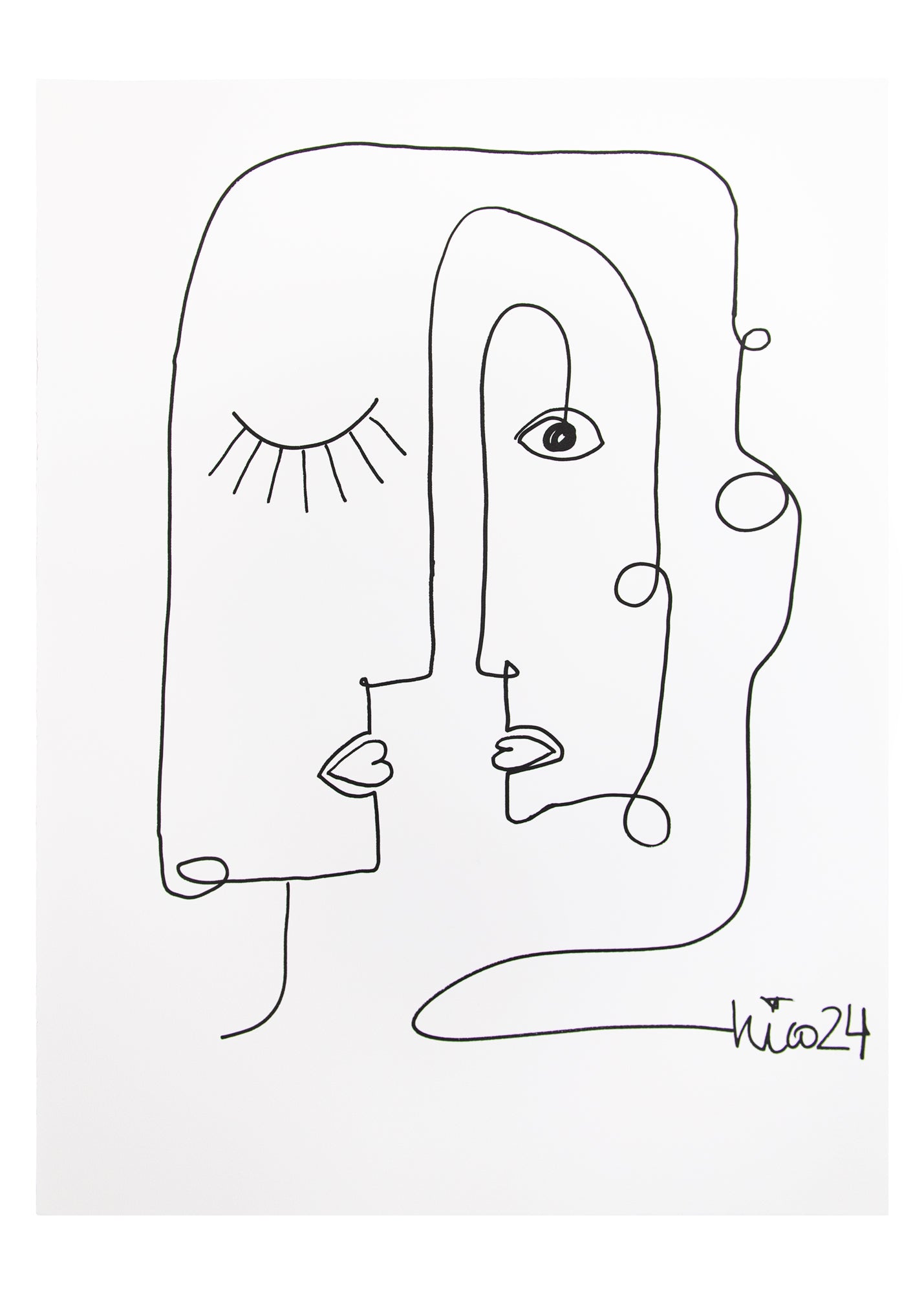 Large Visage 1 in Black & White, by Nicolette Schouten