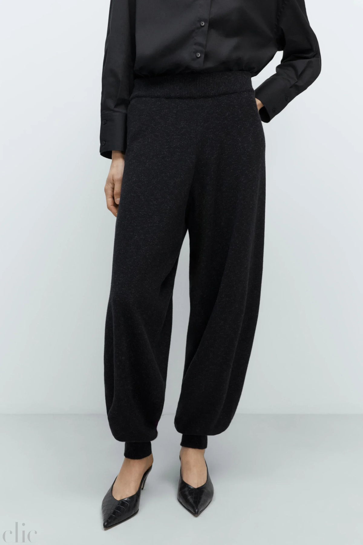 Flecked Cotton Pants in Anthracite, from Cordera