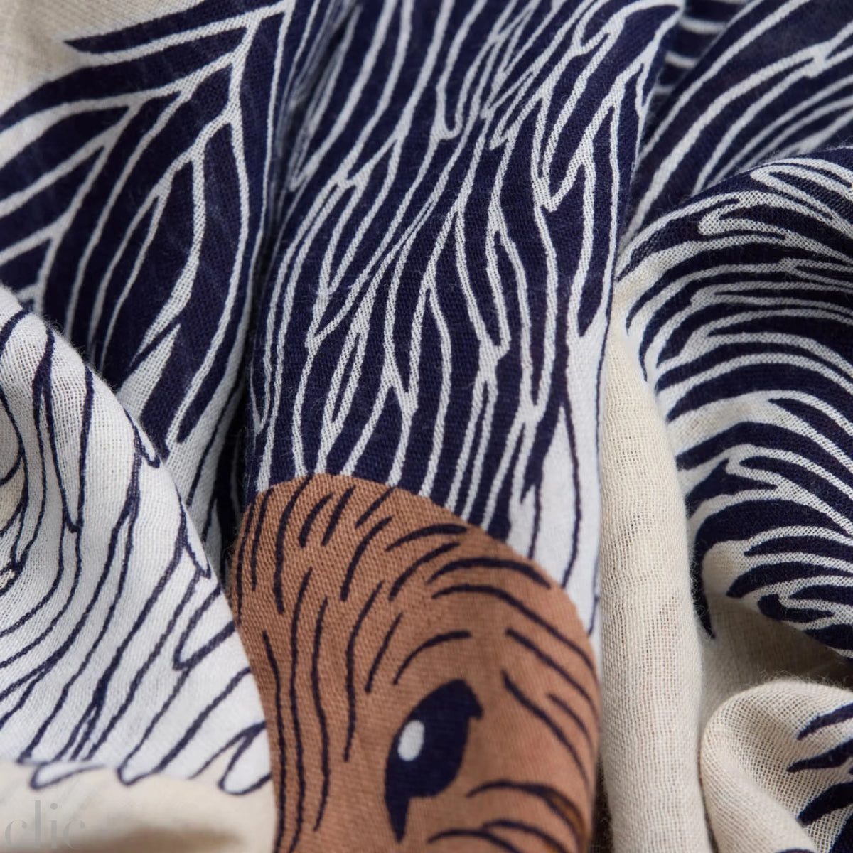 TouTou Scarf in White, from Inoui Editions