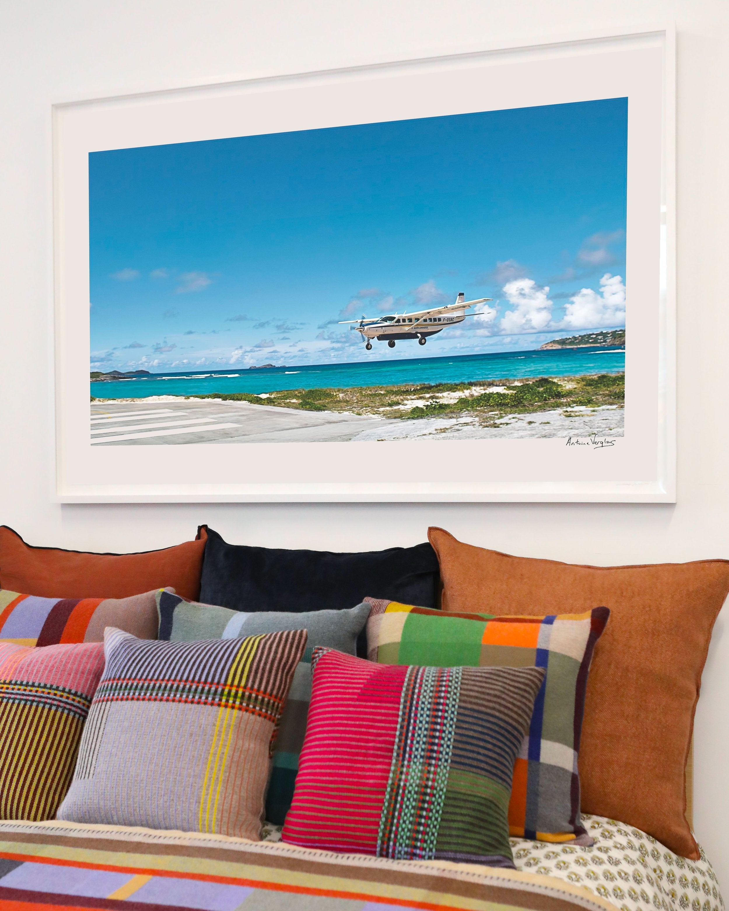 St Barth Landing by Antoine Verglas