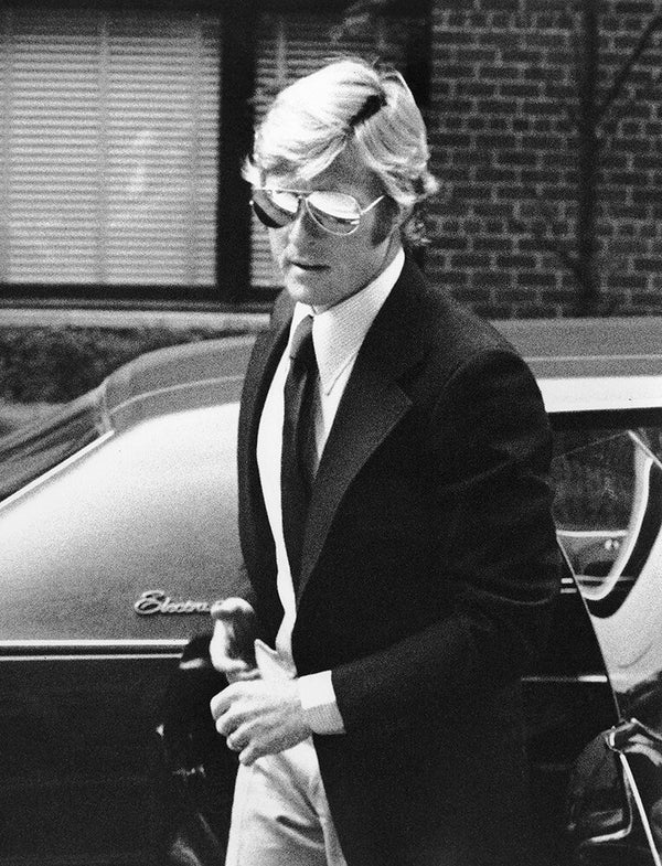 Robert Redford in sunglasses by Ron Galella