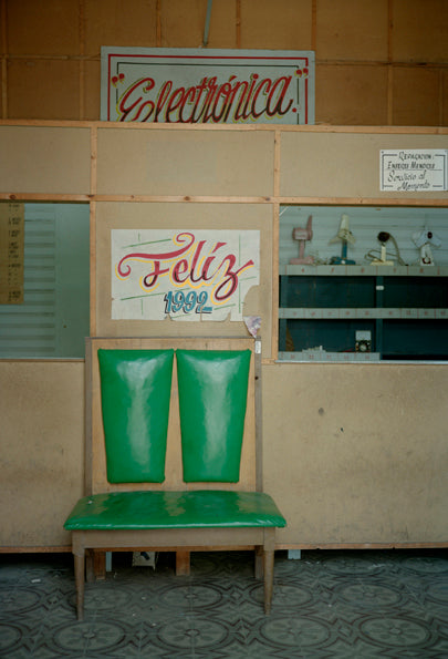 Electronica by Tria Giovan