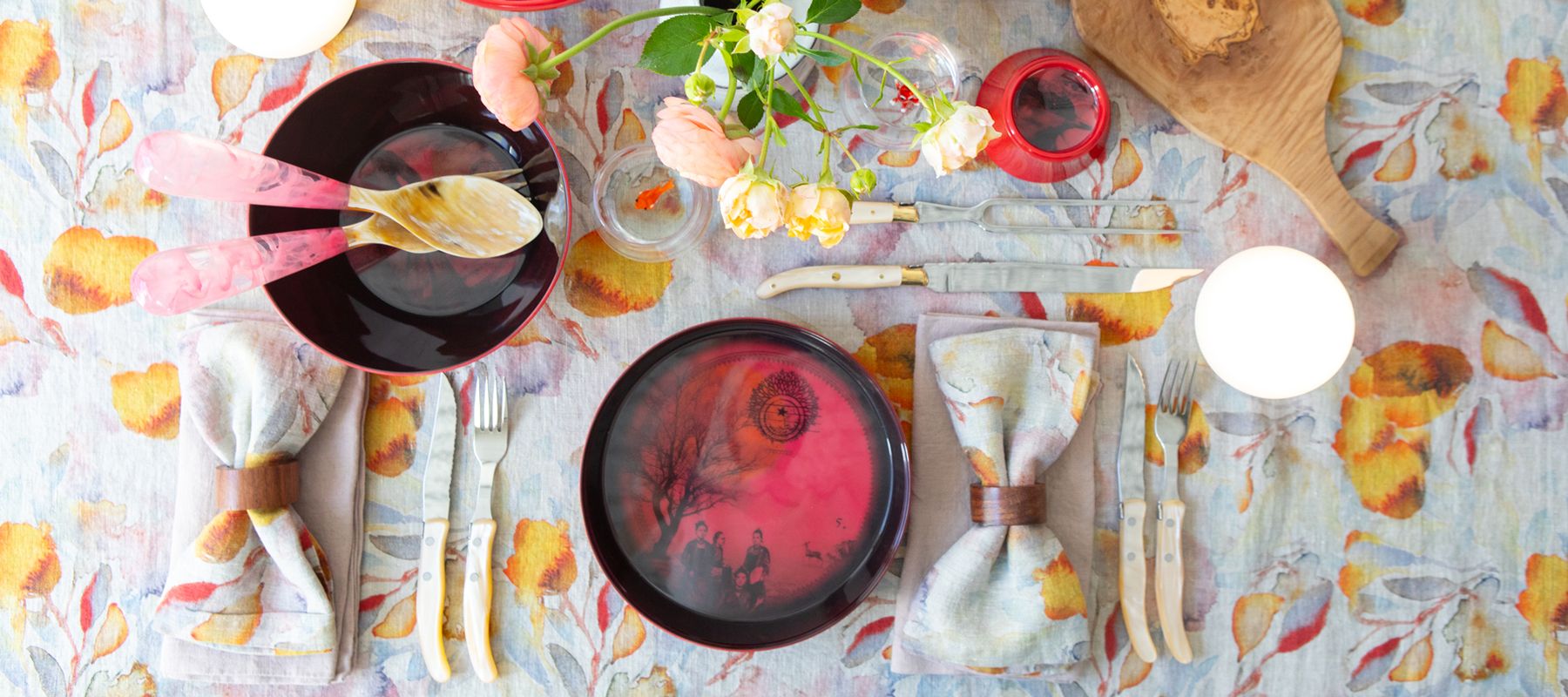 Embrace The Festive Spirt with Linen Tales