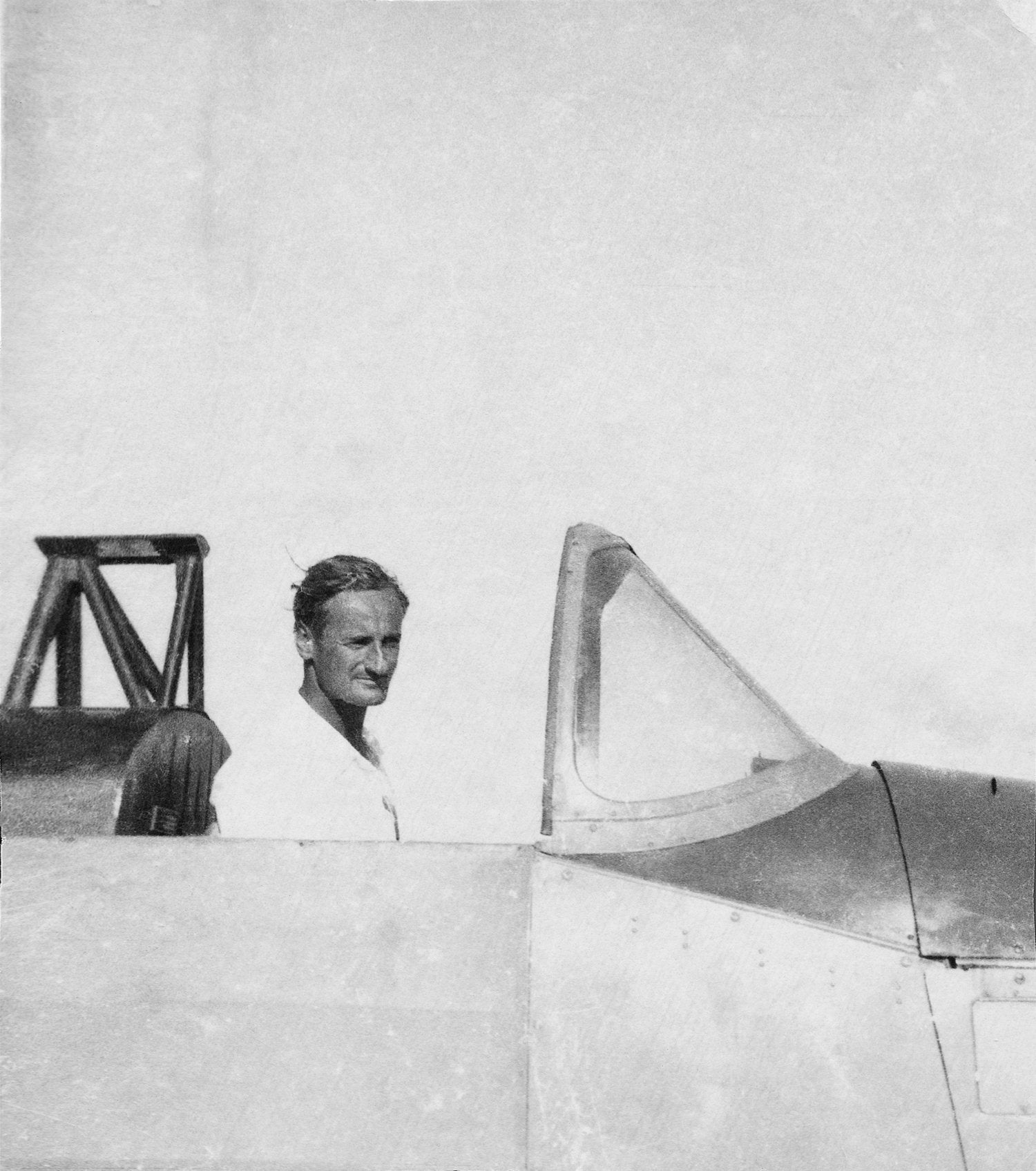 The Flying Gentleman: Book Signing at Clic St Barth