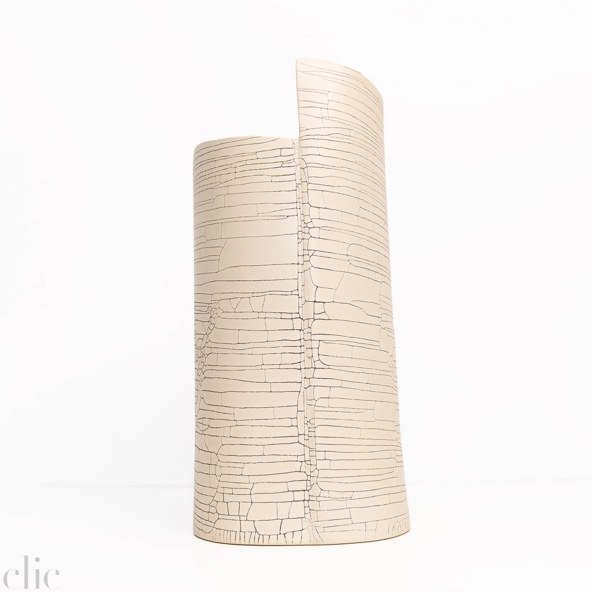 Torre 5 in White Craquele, from Rina Menardi