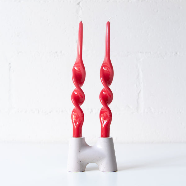 Set of 2 Spiral Candles in Coral, from Graziani