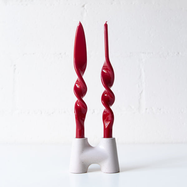 Set of 2 Spiral Candles in Magenta, from Graziani