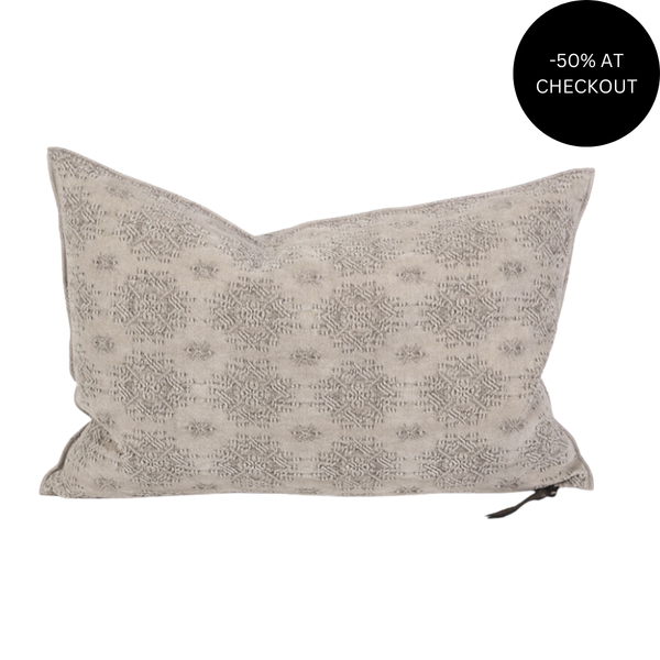 Kilim Jacquard Ciment Pillow 40x60, from Maison De Vacances