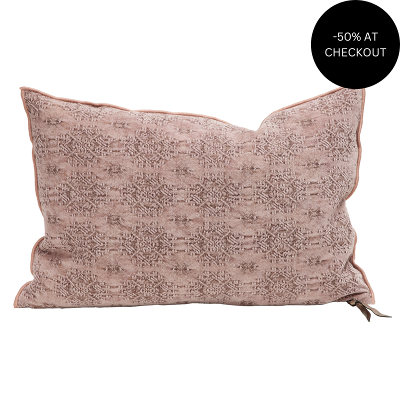 Kilim Jacquard Blush Pillow 40x60, from Maison De Vacances